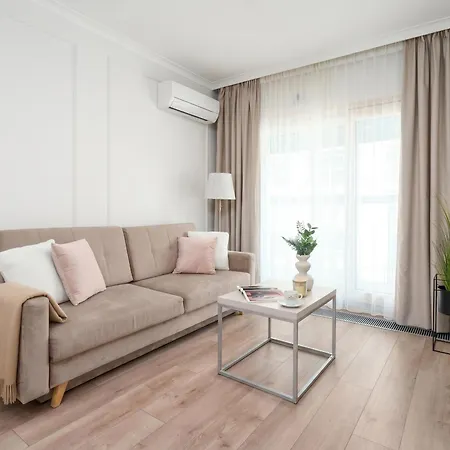 Mennica Apartman Varsó